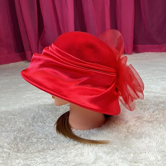 Unbranded satin and tulle felted hat in red - Picture 1 of 6